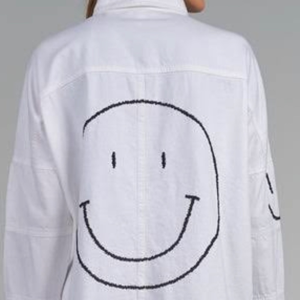 ELAN Jacket Smiley Face Button Up - White / LOOKING FOR, NOT FOR SALE!